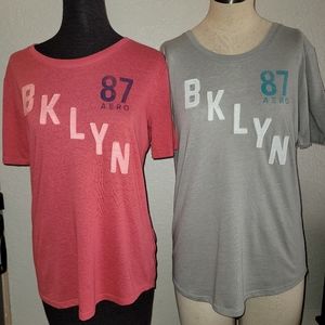 2 Aeropostale t-shirts Size M light gray and reddish coral Soft and comfortable